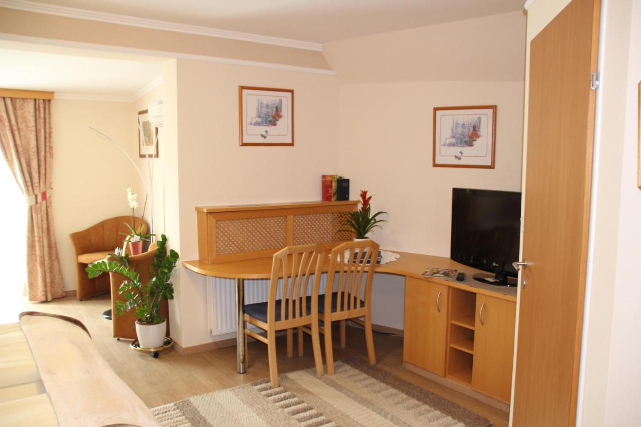 Hotel Lang Leibnitz Bagian luar foto