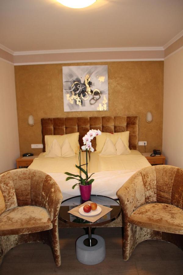 Hotel Lang Leibnitz Bagian luar foto