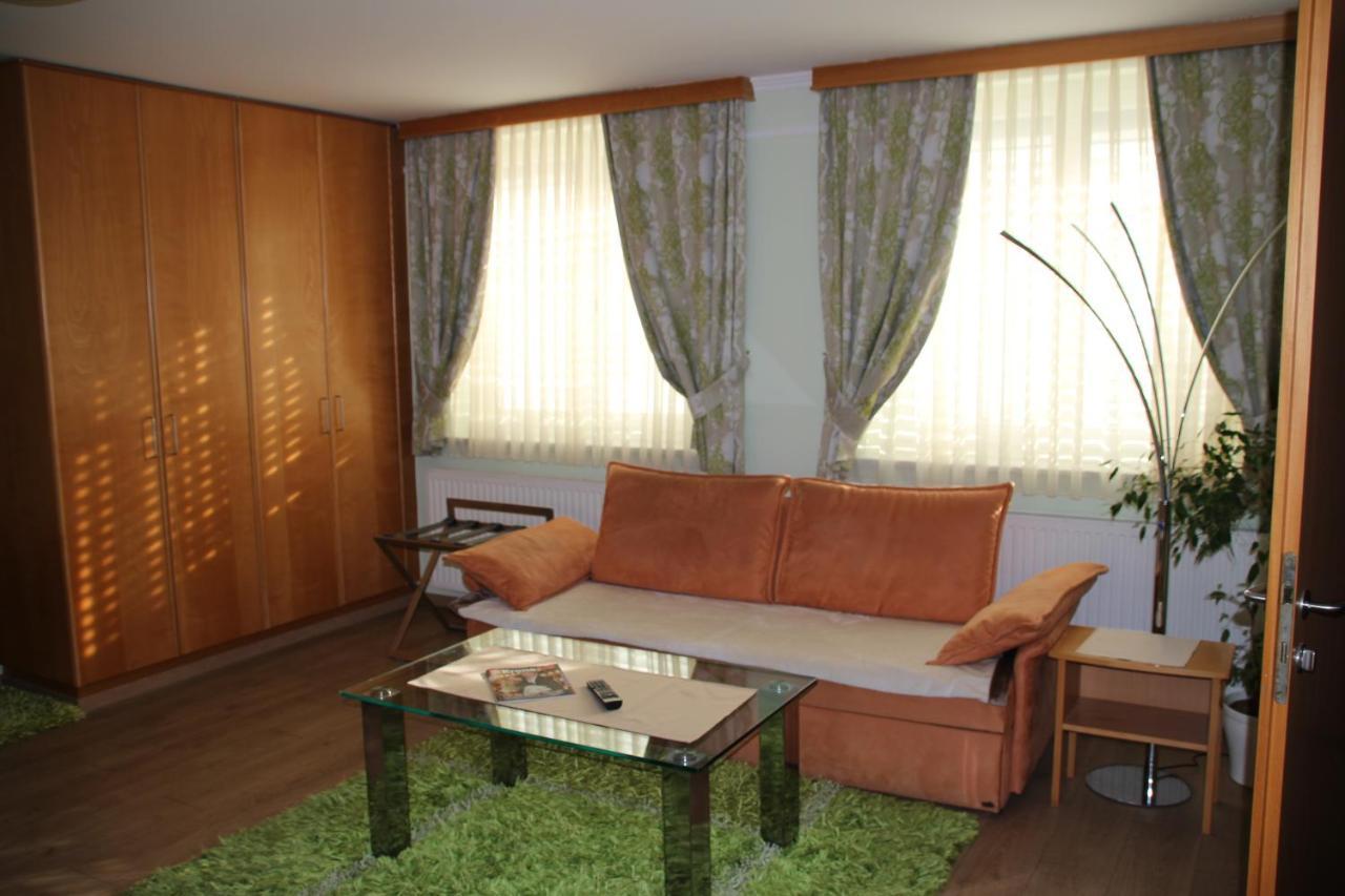 Hotel Lang Leibnitz Bagian luar foto
