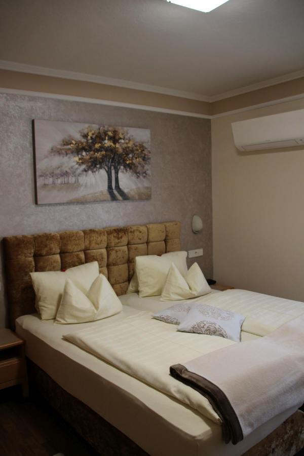 Hotel Lang Leibnitz Bagian luar foto